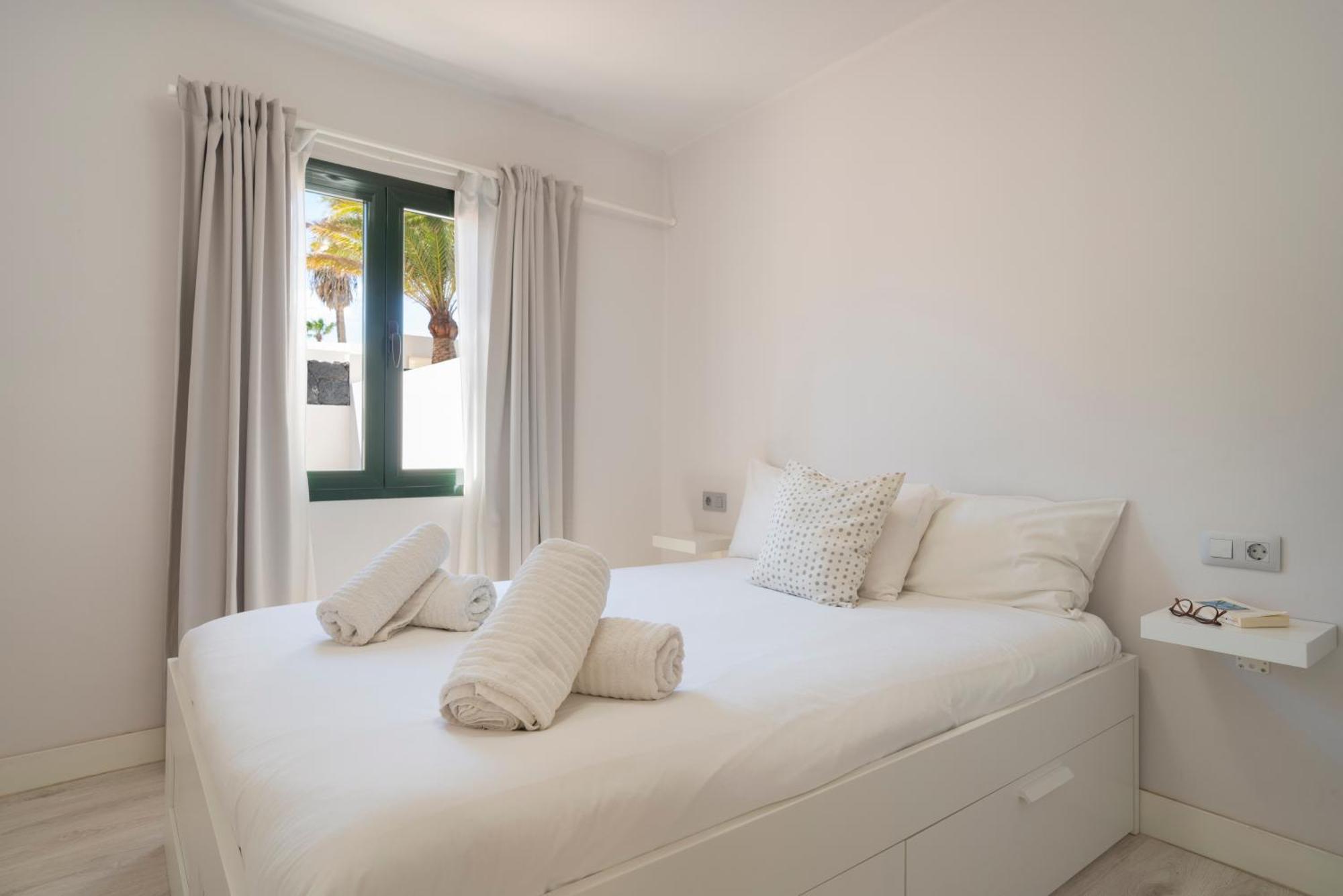 Lanzahost Casa Sunny Seafront Villa Коста Тегисе Екстериор снимка