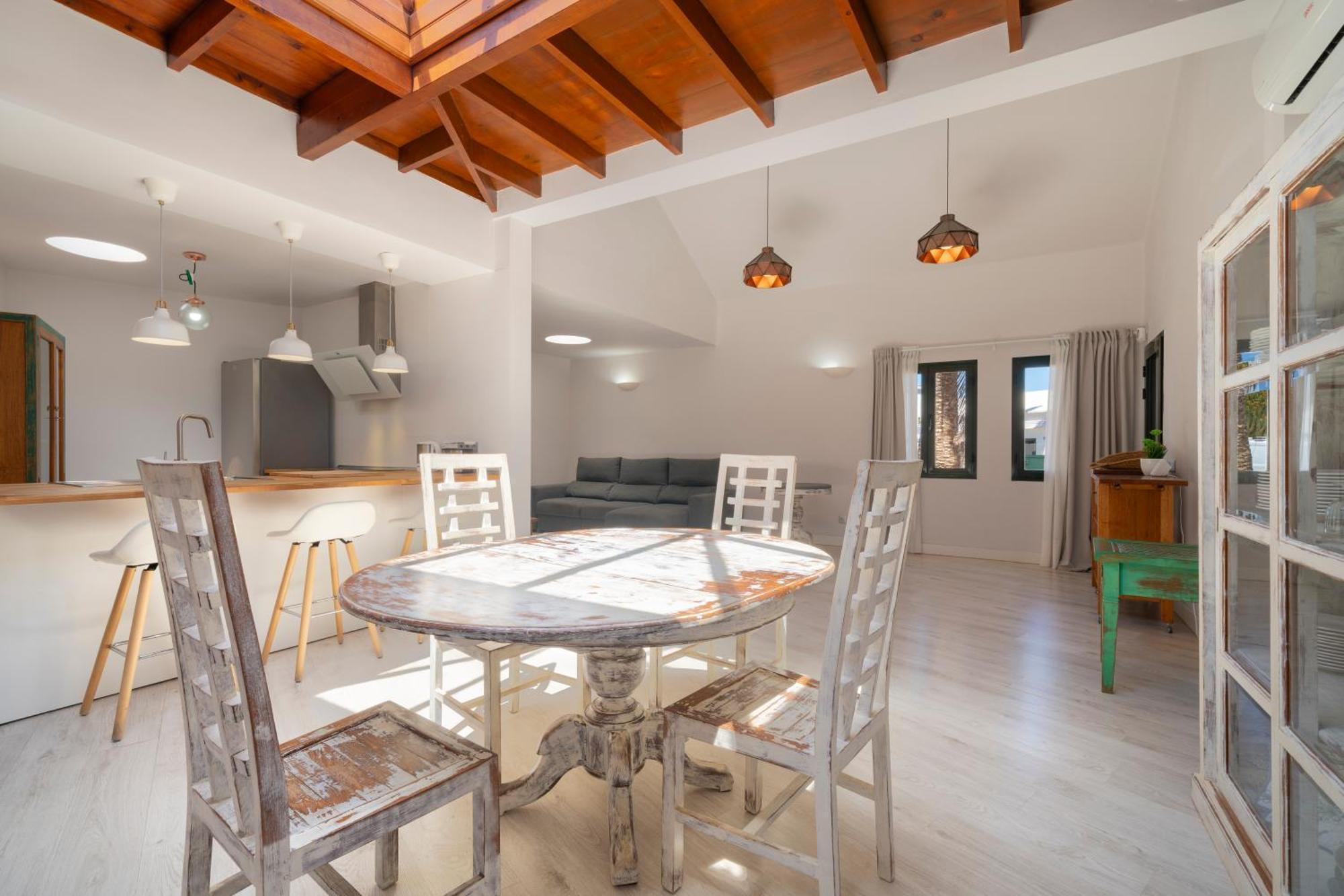 Lanzahost Casa Sunny Seafront Villa Коста Тегисе Екстериор снимка
