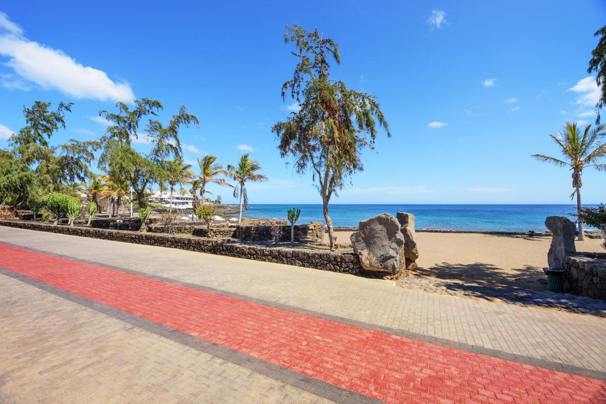 Lanzahost Casa Sunny Seafront Villa Коста Тегисе Екстериор снимка
